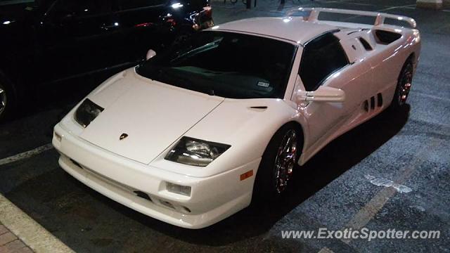 Lamborghini Diablo spotted in Dallas, Texas
