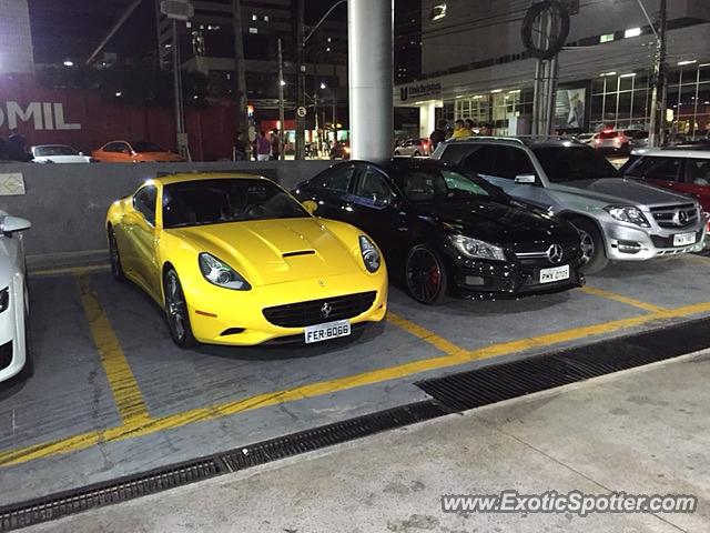 Ferrari California spotted in Fortaleza, Brazil