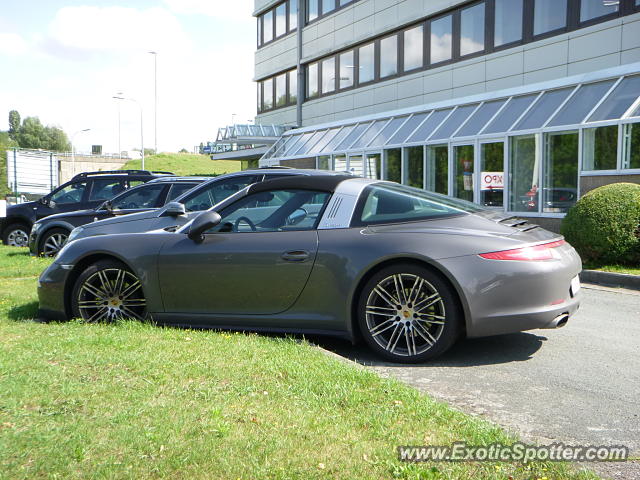Porsche 911 spotted in Brussels, Belgium