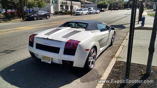 Lamborghini Gallardo spotted in Millburn, New Jersey