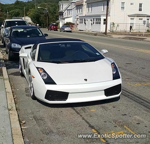 Lamborghini Gallardo spotted in Millburn, New Jersey