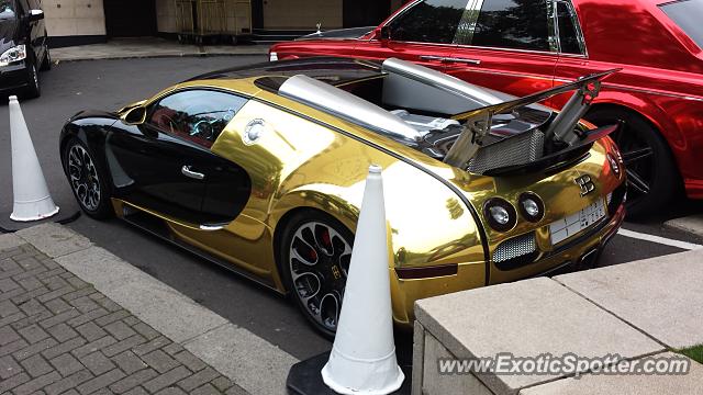 Bugatti Veyron spotted in London, United Kingdom