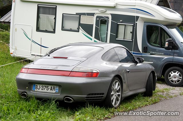 Porsche 911 spotted in Samoëns, France