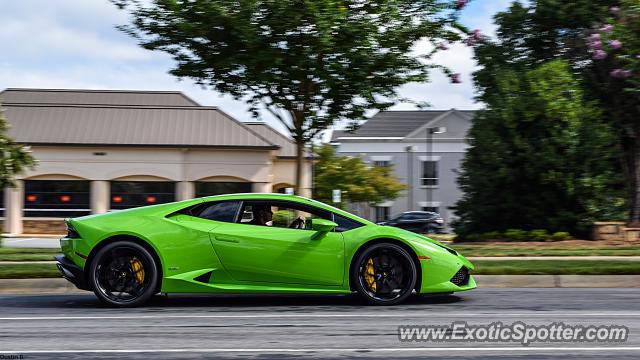 Lamborghini Huracan spotted in Cornelius, North Carolina