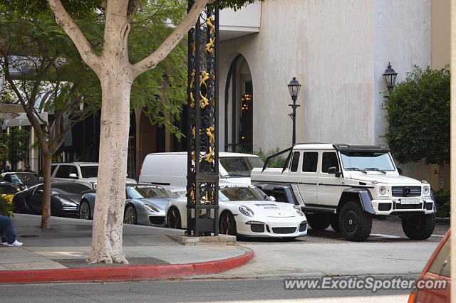 Porsche 911 GT3 spotted in Beverly Hills, California