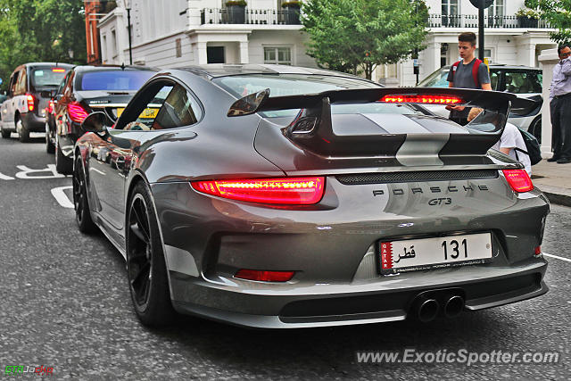 Porsche 911 GT3 spotted in London, United Kingdom