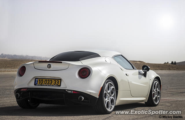 Alfa Romeo 4C spotted in Arad, Israel
