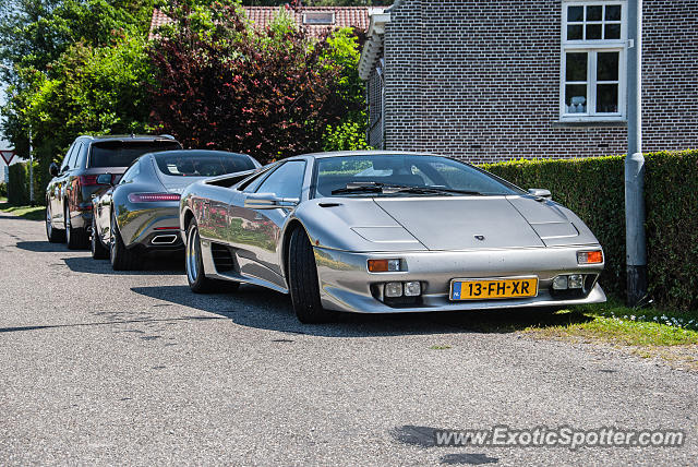 Lamborghini Diablo spotted in Slijkplaat, Netherlands