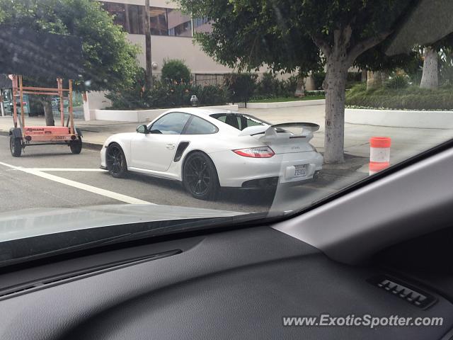 Porsche 911 GT2 spotted in Los Angeles, California