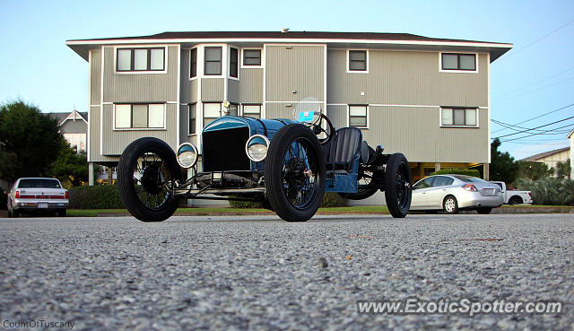 Other Vintage spotted in Wrightsville Bch, North Carolina