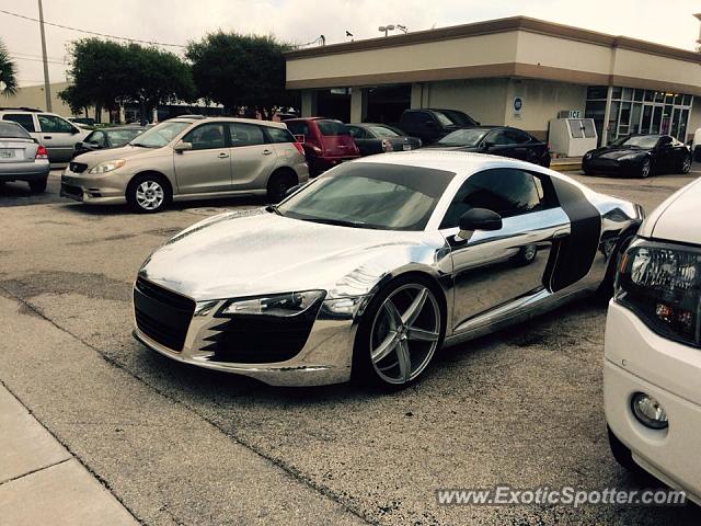 Audi R8 spotted in Miami, Florida