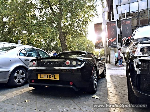 Tesla Roadster spotted in London, United Kingdom