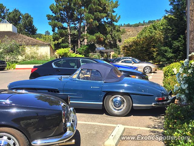 Mercedes 300SL spotted in Carmel, California