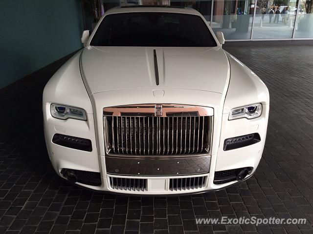 Rolls-Royce Ghost spotted in Las Angeles, California