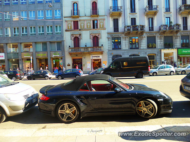 Porsche 911 Turbo spotted in Milano, Italy
