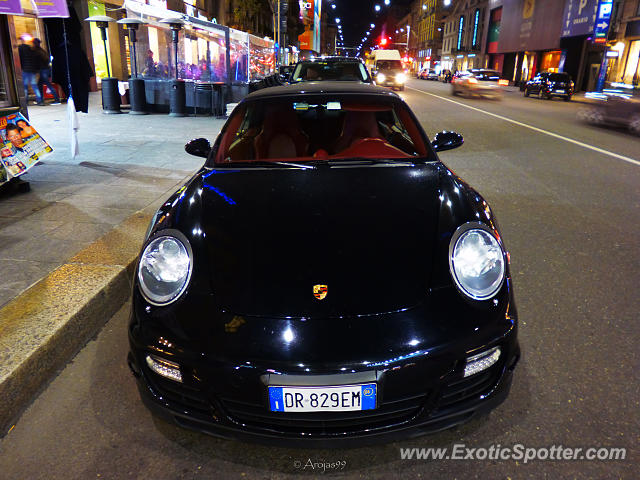 Porsche 911 Turbo spotted in Milano, Italy