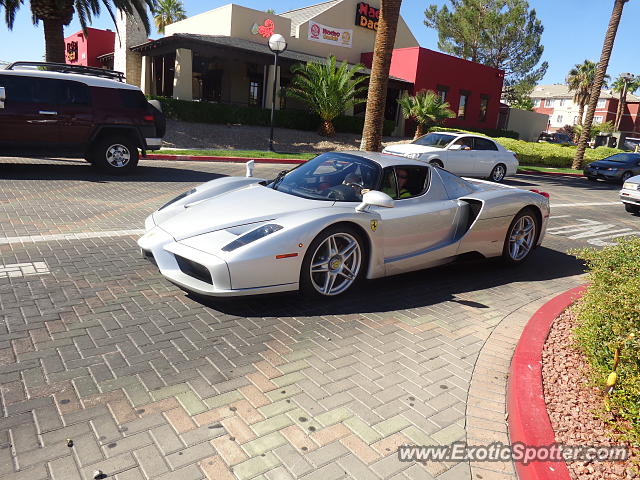 Ferrari Enzo spotted in Las Vegas, Nevada
