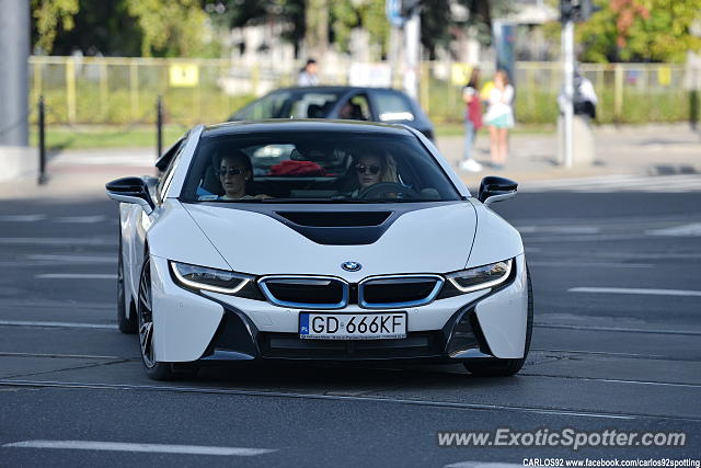 BMW I8 spotted in Warsaw, Poland