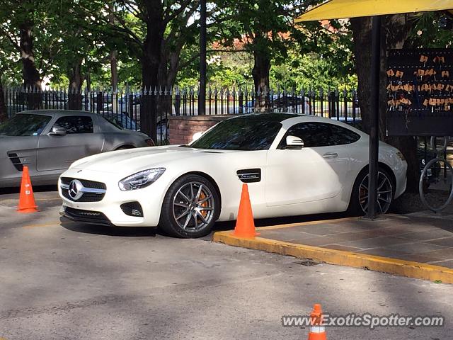 Mercedes SLS AMG spotted in Buenos Aires, Argentina