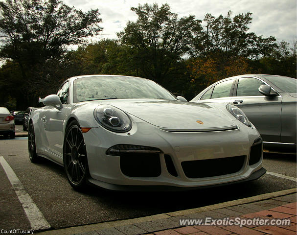 Porsche 911 GT3 spotted in Raleigh, North Carolina