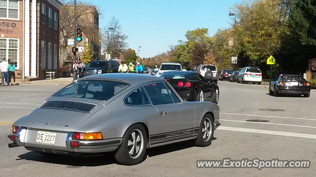 Ferrari 328 spotted in Winnetka, Illinois