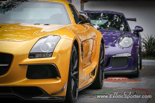 Mercedes SLS AMG spotted in Manila, Philippines