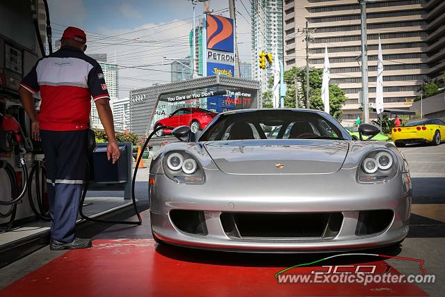 Porsche Carrera GT spotted in Manila, Philippines
