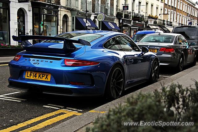 Porsche 911 GT3 spotted in London, United Kingdom