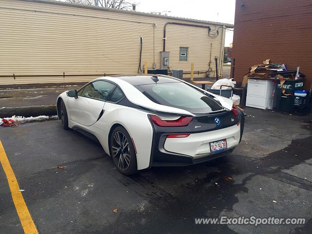 BMW I8 spotted in Chicago, Illinois