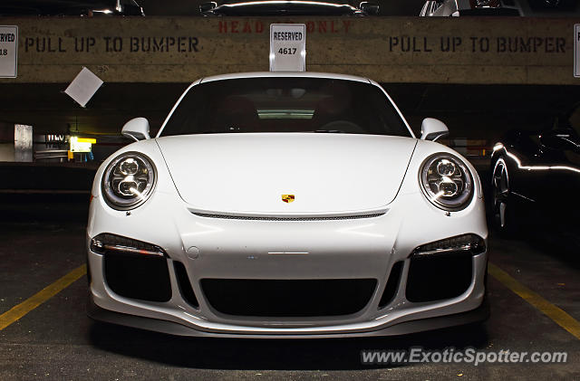 Porsche 911 GT3 spotted in Manhattan, New York