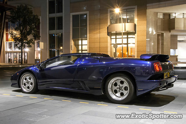Lamborghini Diablo spotted in Hong Kong, China