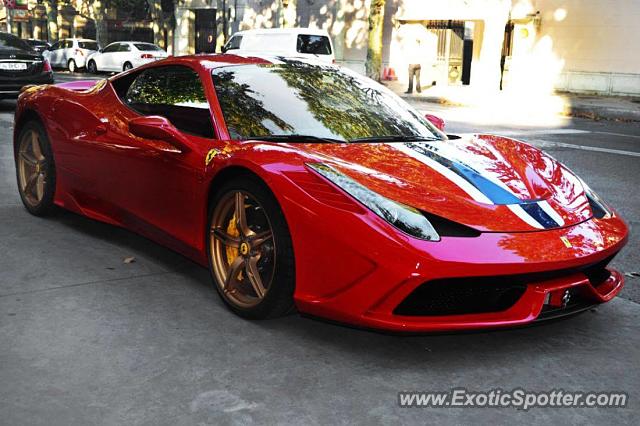 Ferrari 458 Italia spotted in Istanbul, Turkey