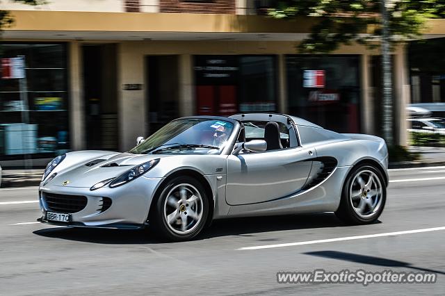 Lotus Elise spotted in Sydney, Australia