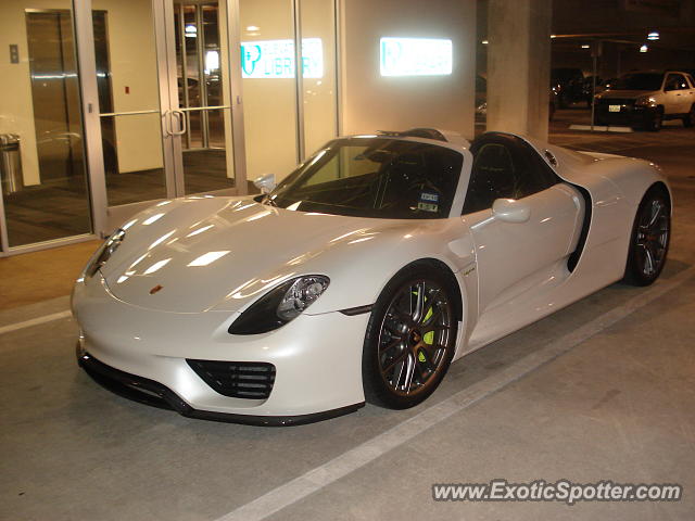 Porsche 918 Spyder spotted in Dallas, Texas