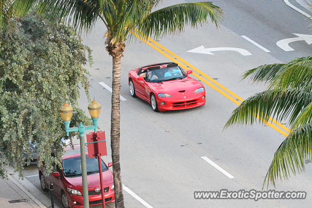 Dodge Viper spotted in Delray, Florida