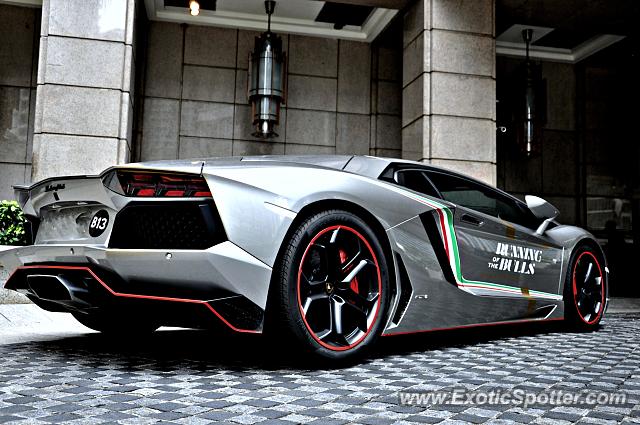 Lamborghini Aventador spotted in KLCC Twin Tower, Malaysia