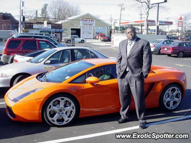 Lamborghini Gallardo spotted in Lodi, New Jersey