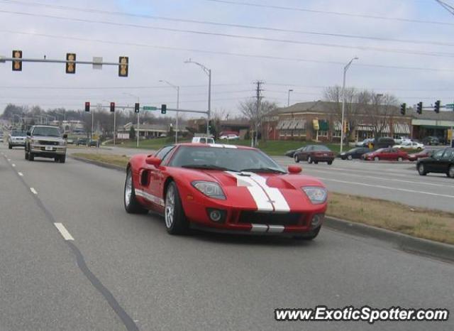 Ford GT spotted in Overland Park, Kansas