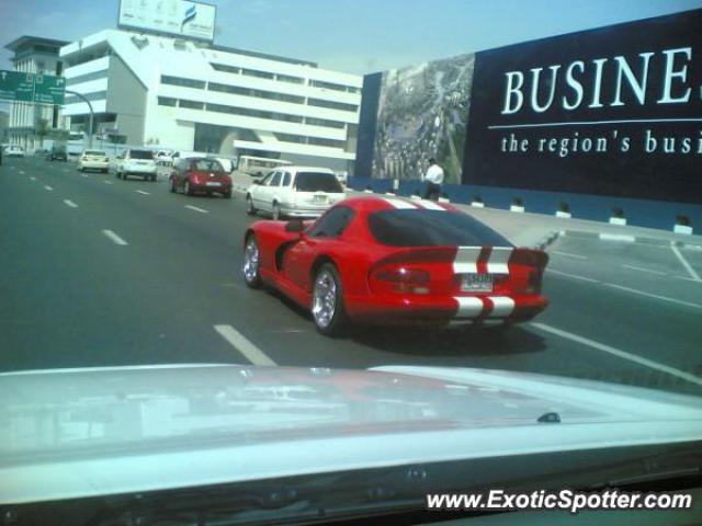 Dodge Viper spotted in Duabi, United Arab Emirates