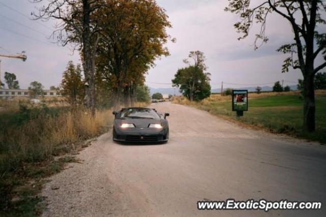 Bugatti EB110 spotted in Marseille, France