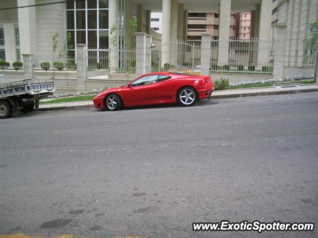 Ferrari 360 Modena spotted in Curitiba, Brazil