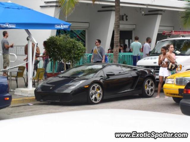 Lamborghini Gallardo spotted in South Beach, Florida