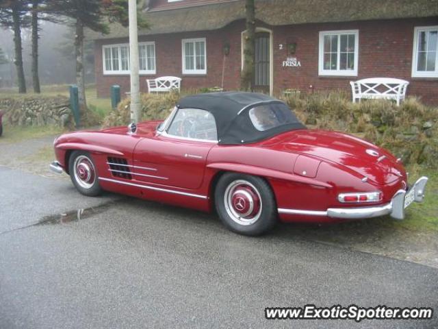 Mercedes 300SL spotted in Sylt, Germany