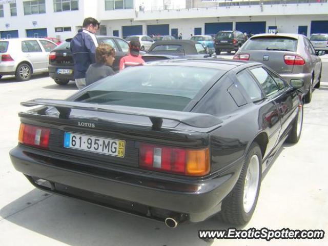 Lotus Esprit spotted in Lisbon, Portugal