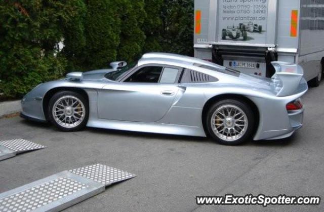 Porsche GT1 spotted in Sarasota, Florida