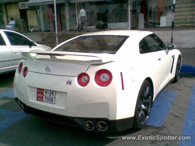 Nissan Skyline spotted in ABU DHABI, United Arab Emirates