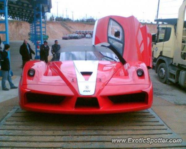 Ferrari FXX spotted in Istanbul, Turkey