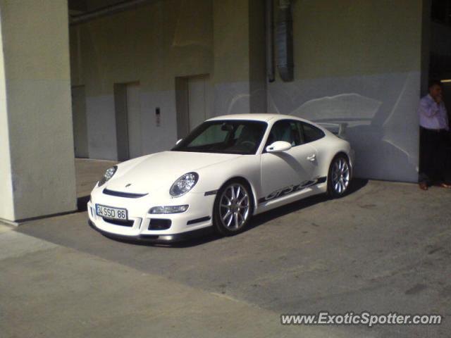 Porsche 911 GT3 spotted in Istanbul, Turkey