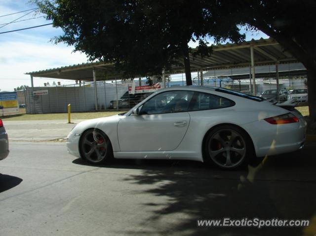 Porsche 911 spotted in Guadalajara, Mexico