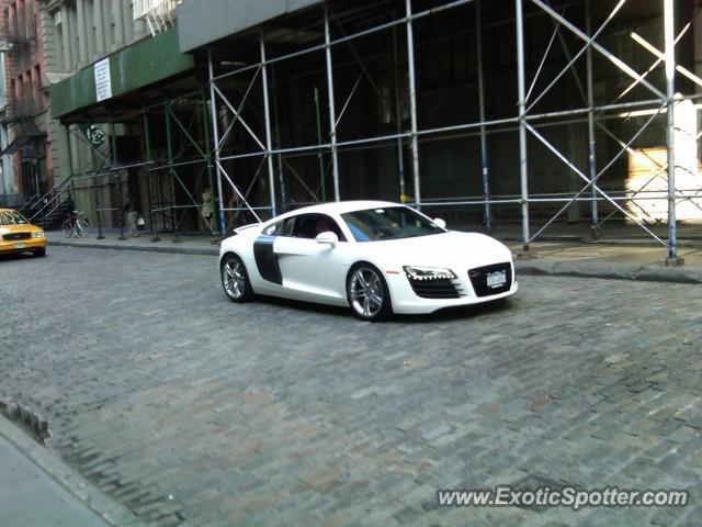 Audi R8 spotted in New York, United States